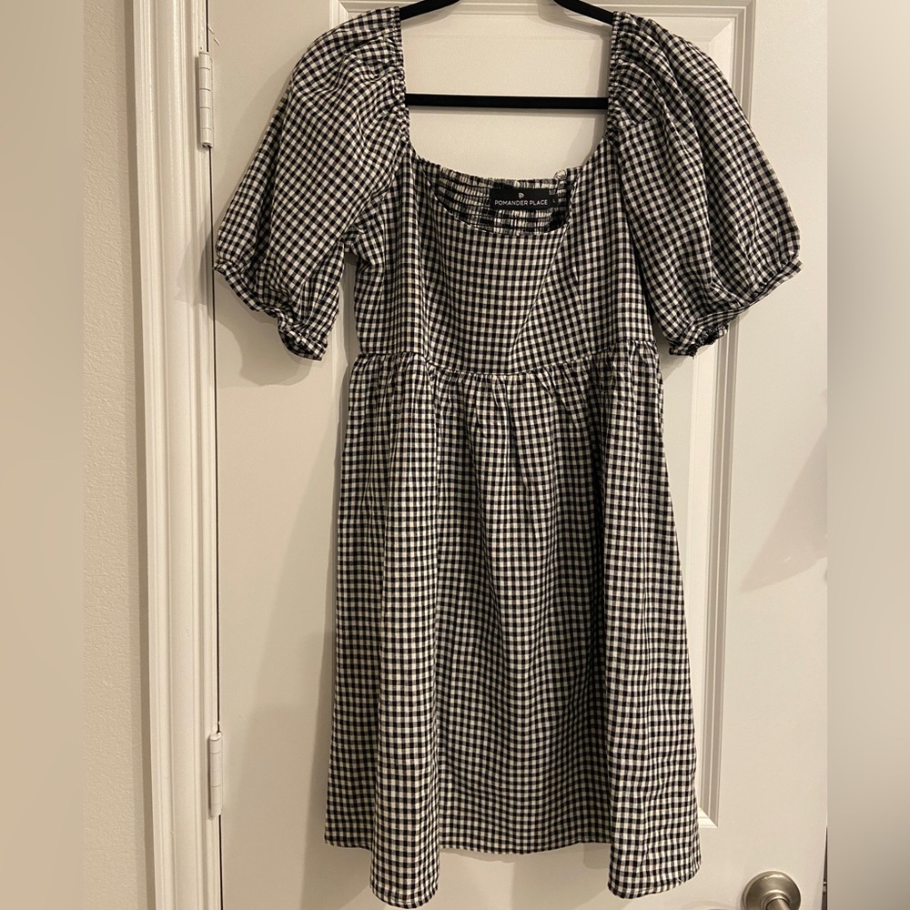 Tuckernuck Pomander place dress